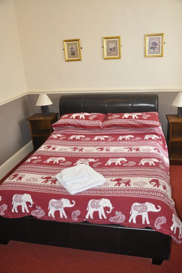 The Eliot Arms Hotel Saint Germans Екстериор снимка